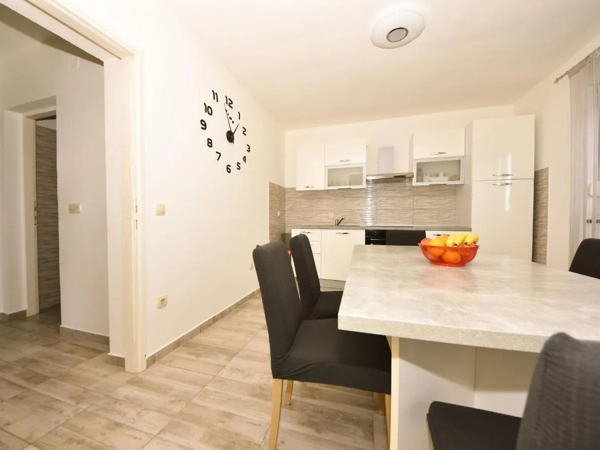 Holiday Home Dalmatina By Interhome Maslenica